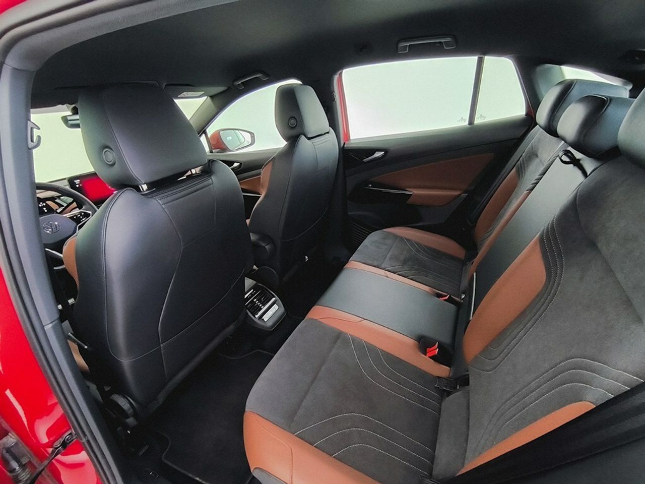 Volkswagen Id.5 Pro Performance 150 Kw 204 Cv 77 Kwh Automatico 1 Vel. - Foto 2