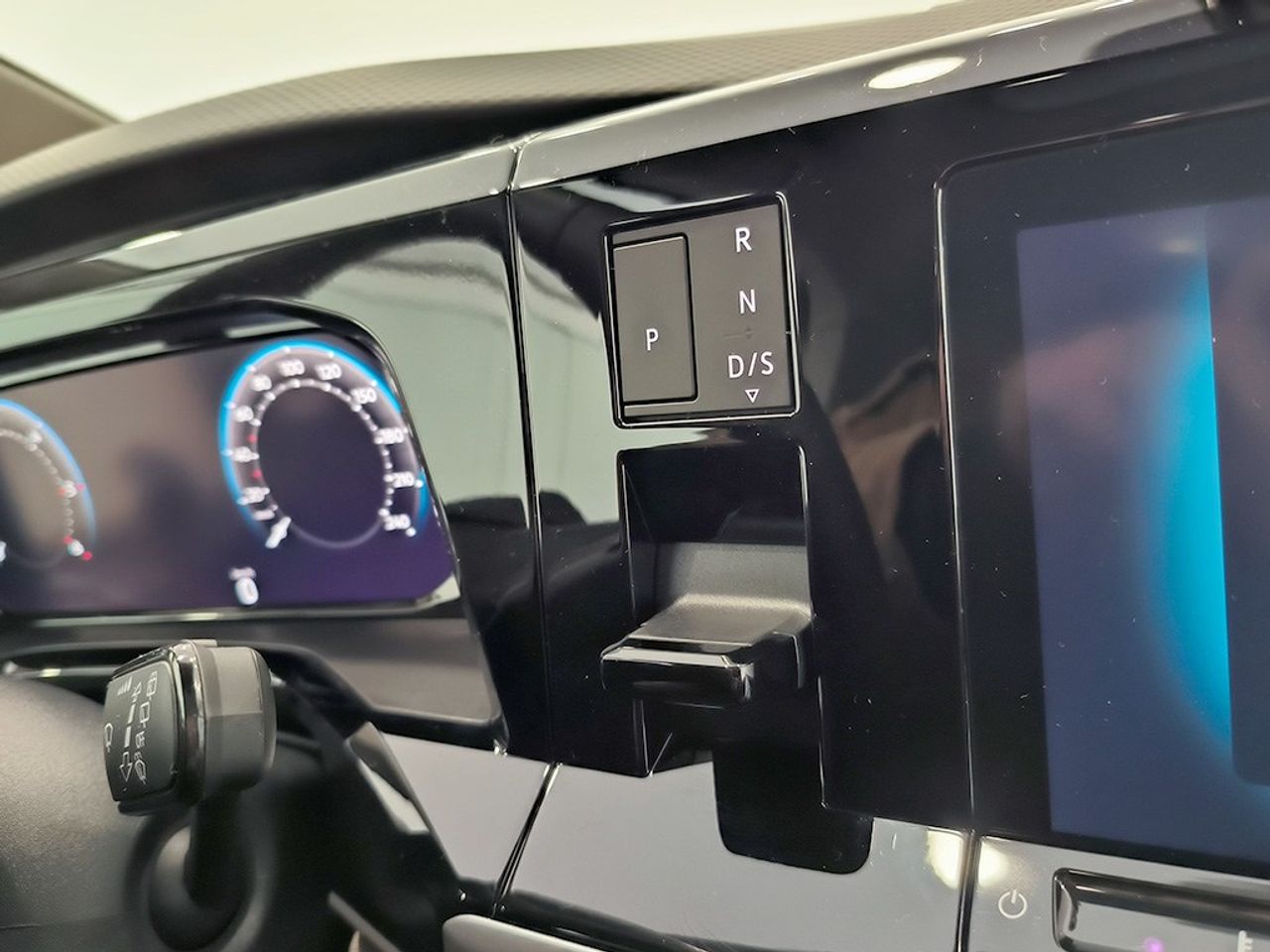 Volkswagen Multivan 2.0 Tdi 150 Cv Dsg Life - Foto 2