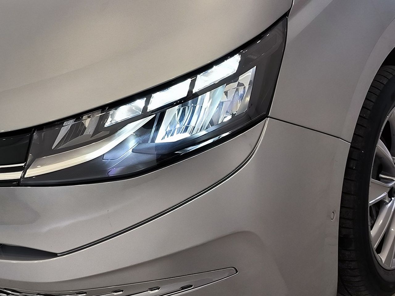 Volkswagen Multivan 2.0 Tdi 150 Cv Dsg Life - Foto 2