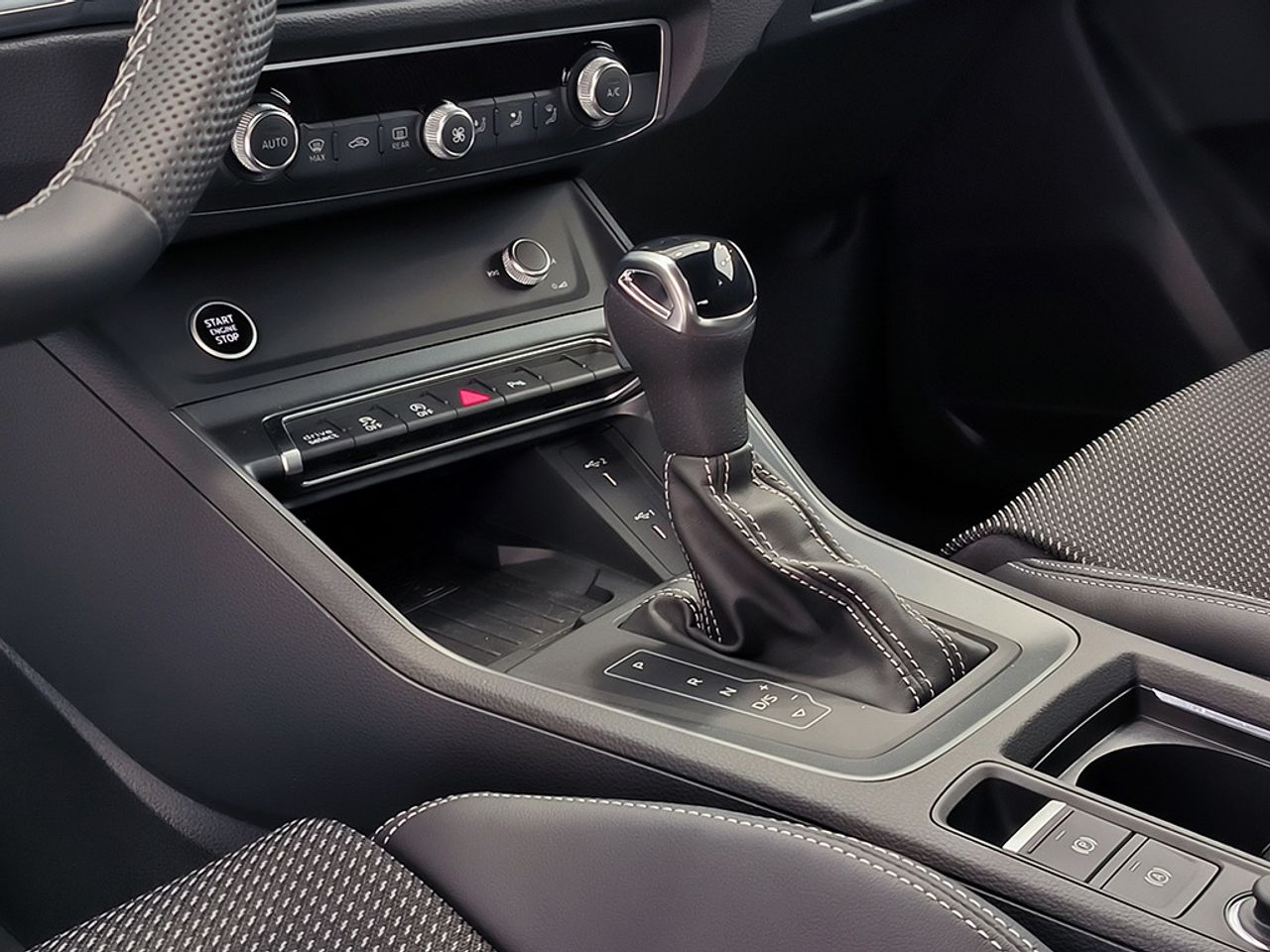 Audi Q3 Black Line Edition 35 Tfsi 110150 Kwcv S Tronic - Foto 2