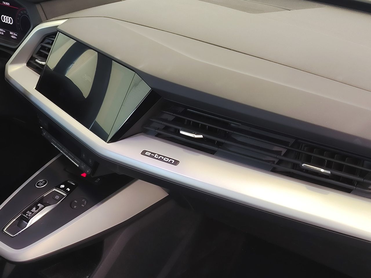 Audi Q4 35 E-tron 170cv - Foto 2