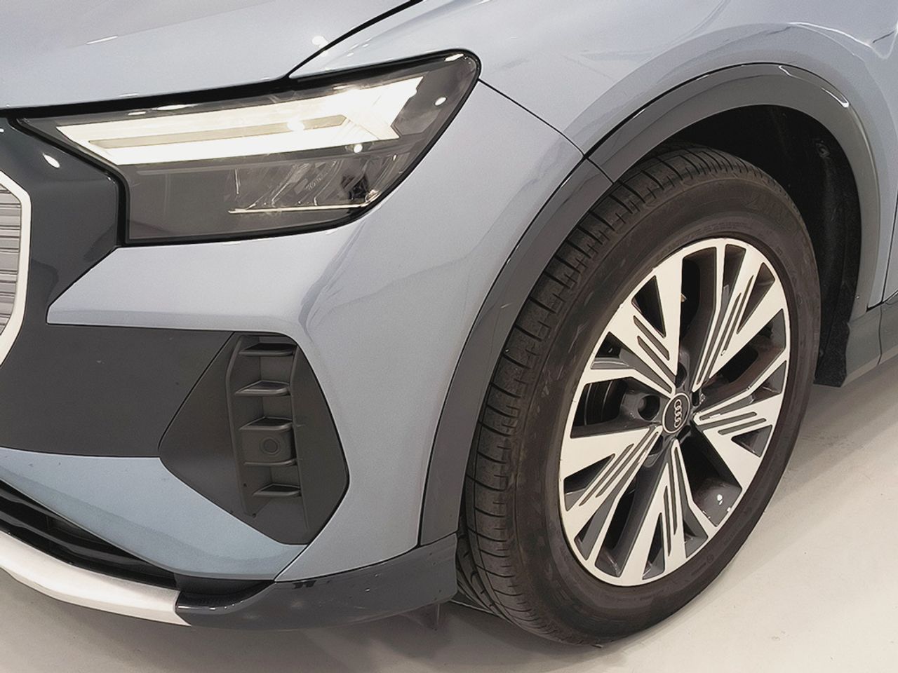 Audi Q4 35 E-tron 170cv - Foto 2