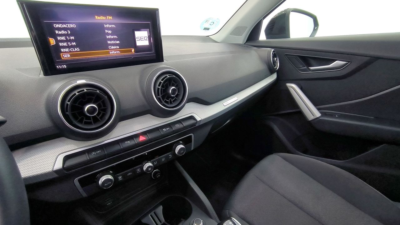 Audi Q2 30 Tdi 116 Cv Advance - Foto 2