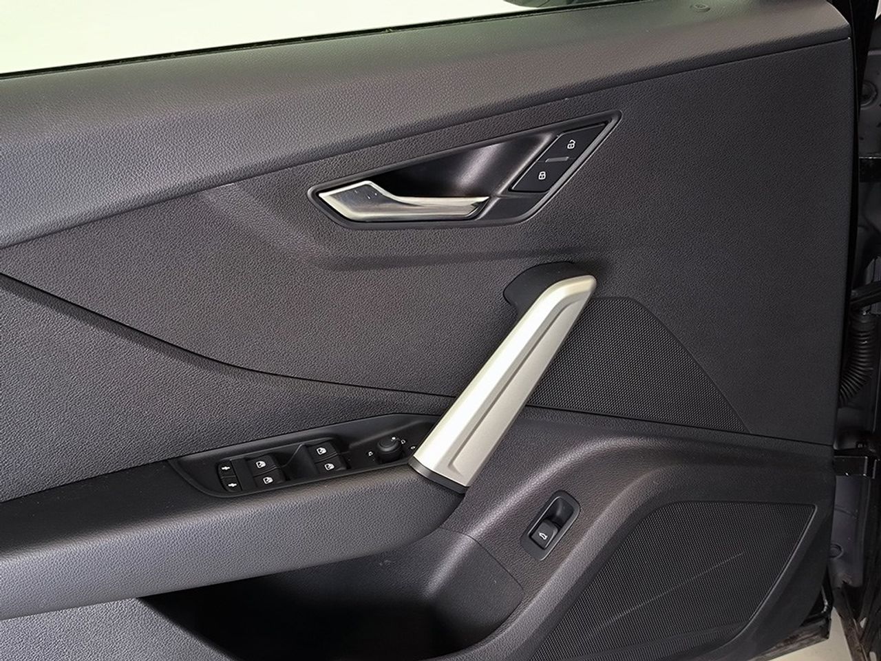 Audi Q2 30 Tdi 116 Cv Advance - Foto 2