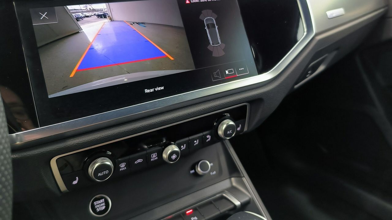 Audi Q3 35 Tfsi 150cv Stronic Black Line - Foto 2