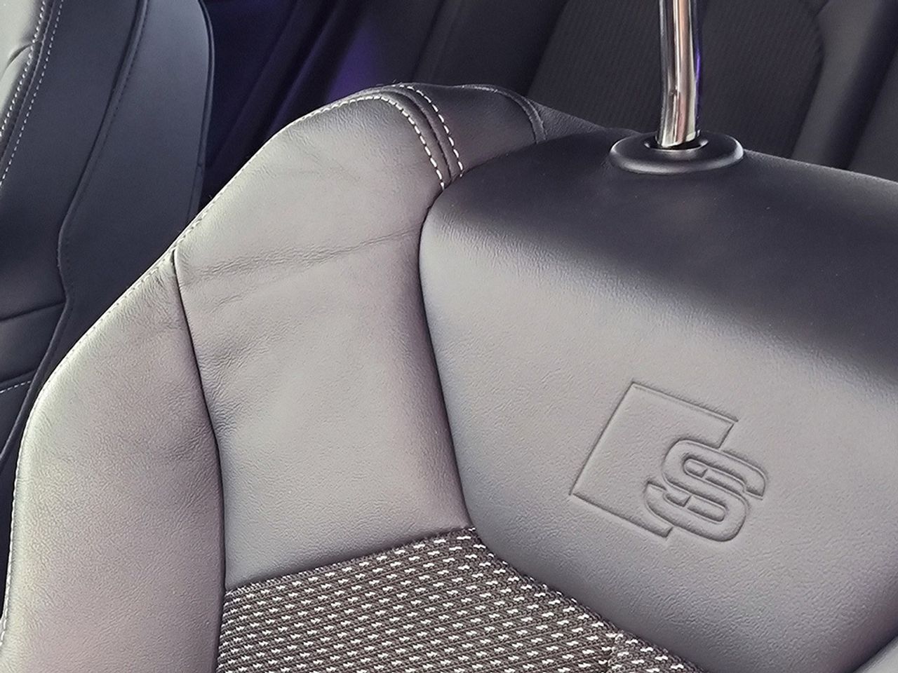 Audi Q3 35 Tfsi 150cv Stronic Black Line - Foto 2