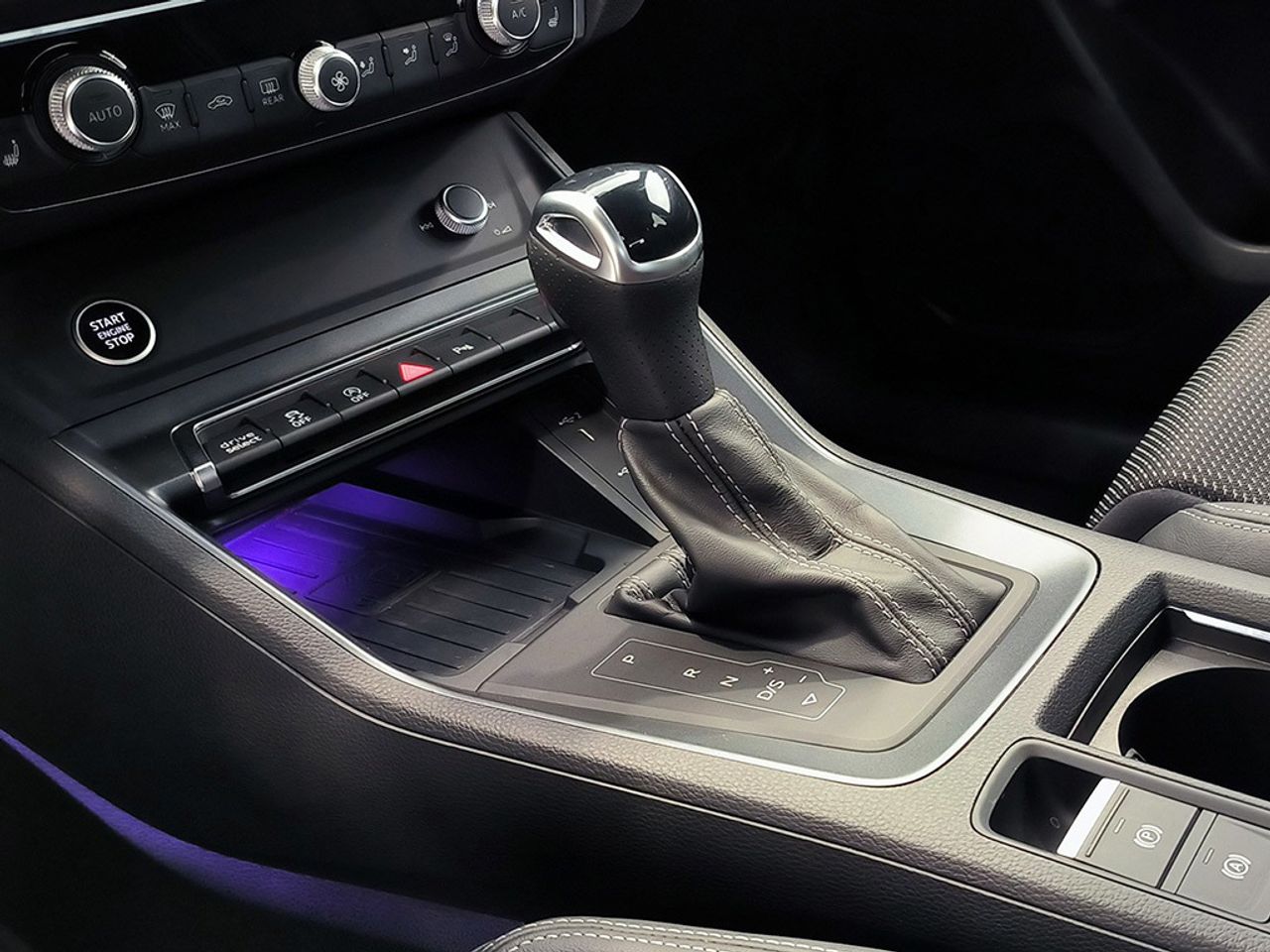 Audi Q3 35 Tfsi 150cv Stronic Black Line - Foto 2