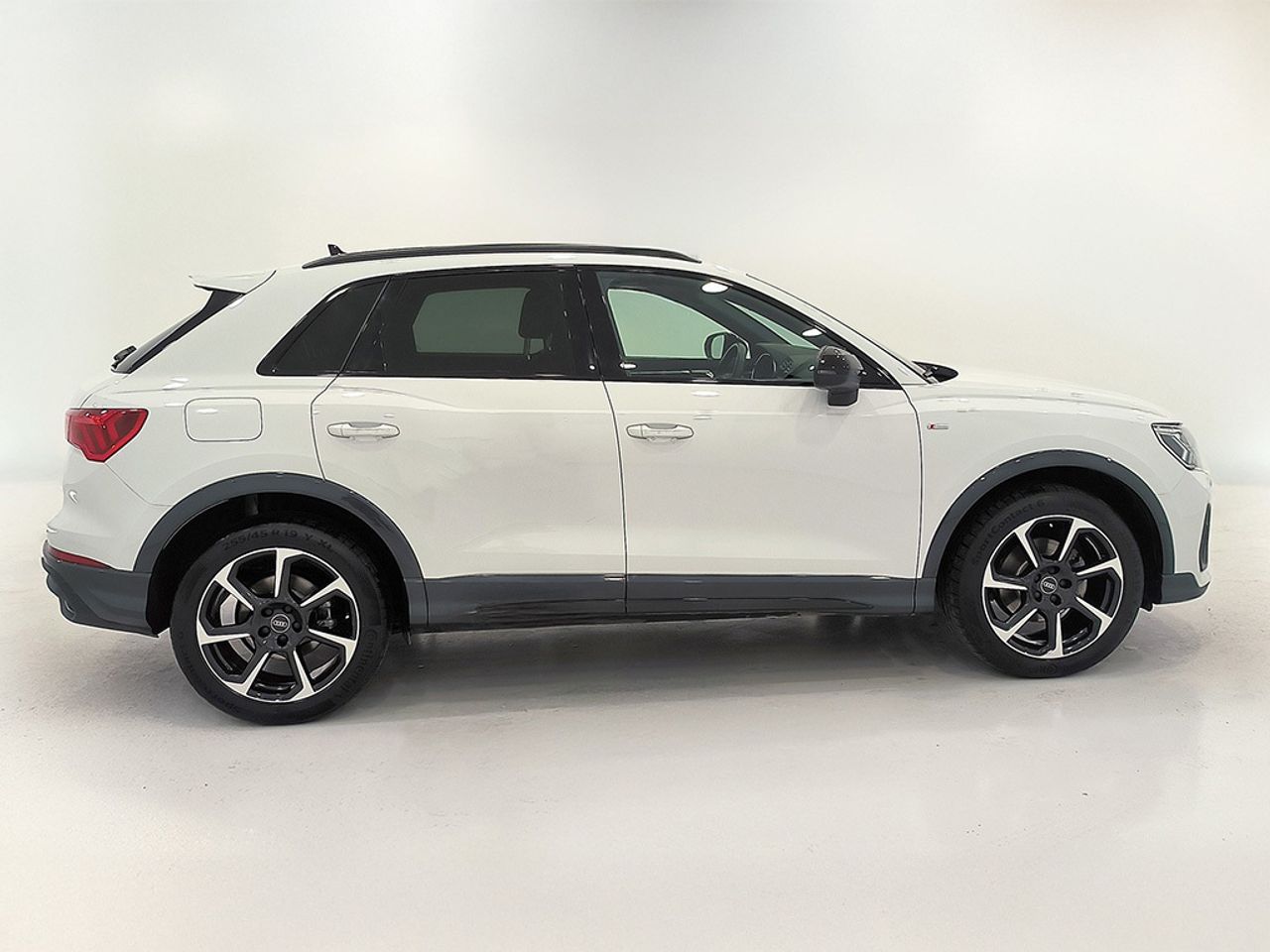 Audi Q3 35 Tfsi 150cv Stronic Black Line - Foto 2