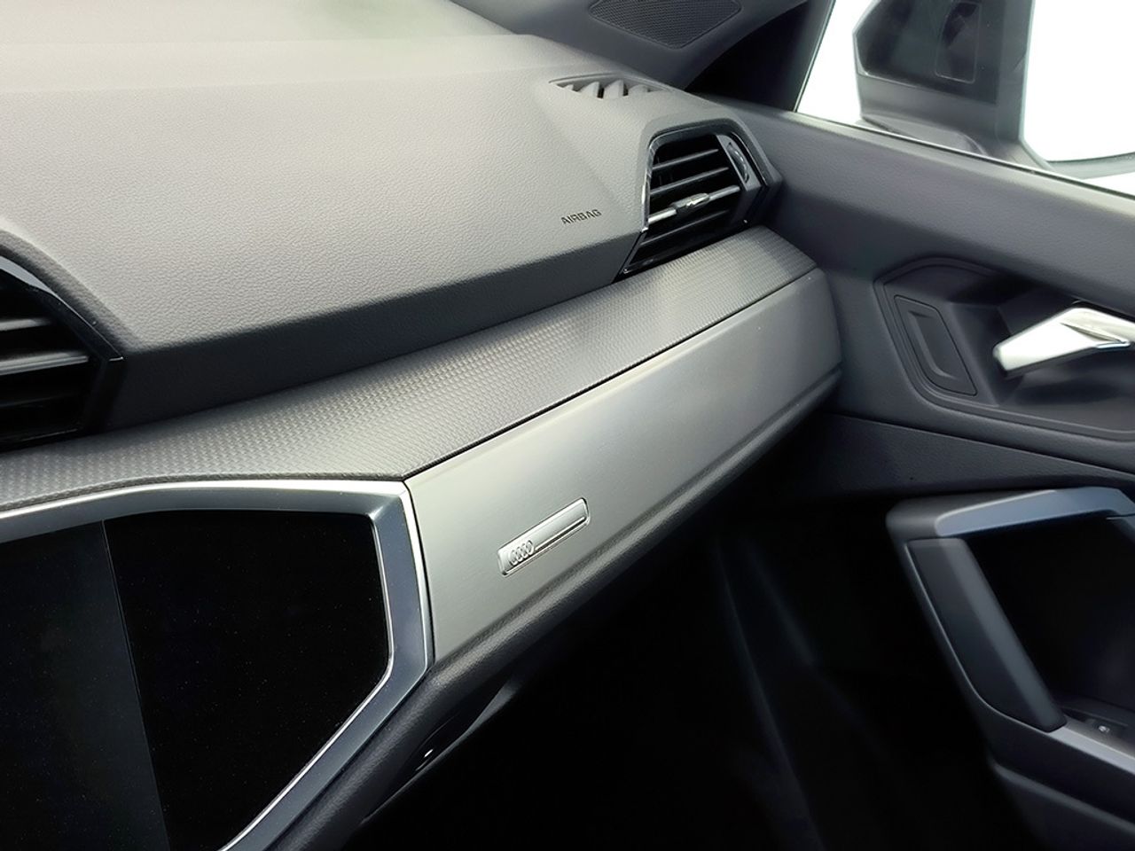 Audi Q3 35 Tfsi 150 Cv Stronic Sline - Foto 2