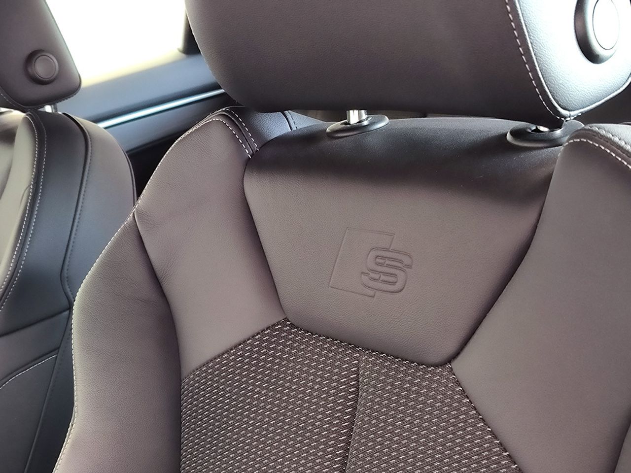 Audi Q3 35 Tfsi 150 Cv Stronic Sline - Foto 2