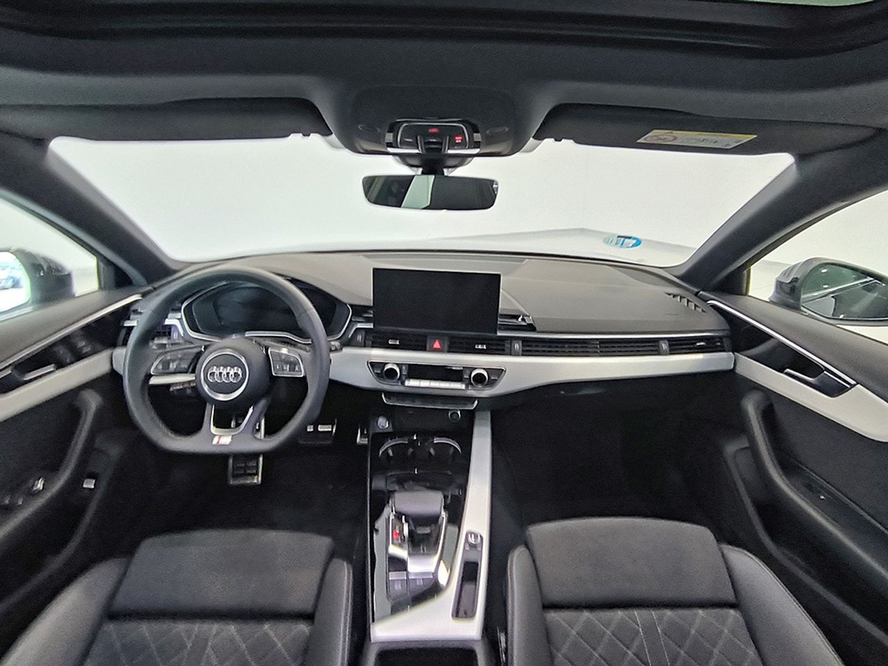 Audi A4 Avant 35 Tdi 163 Cv S Tronic Black Line - Foto 2