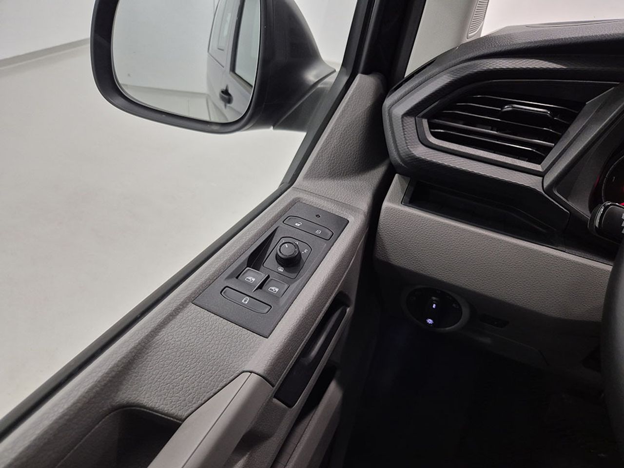 Volkswagen Caravelle 2.0 Tdi 150cv Dsg Origin - Foto 2