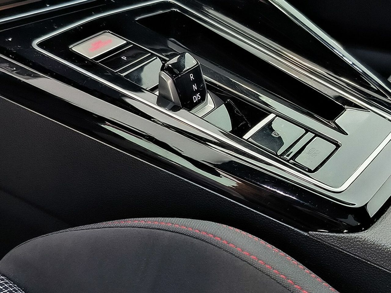 Volkswagen Golf Gti 2.0 Tsi 245 Cv Dsg - Foto 2