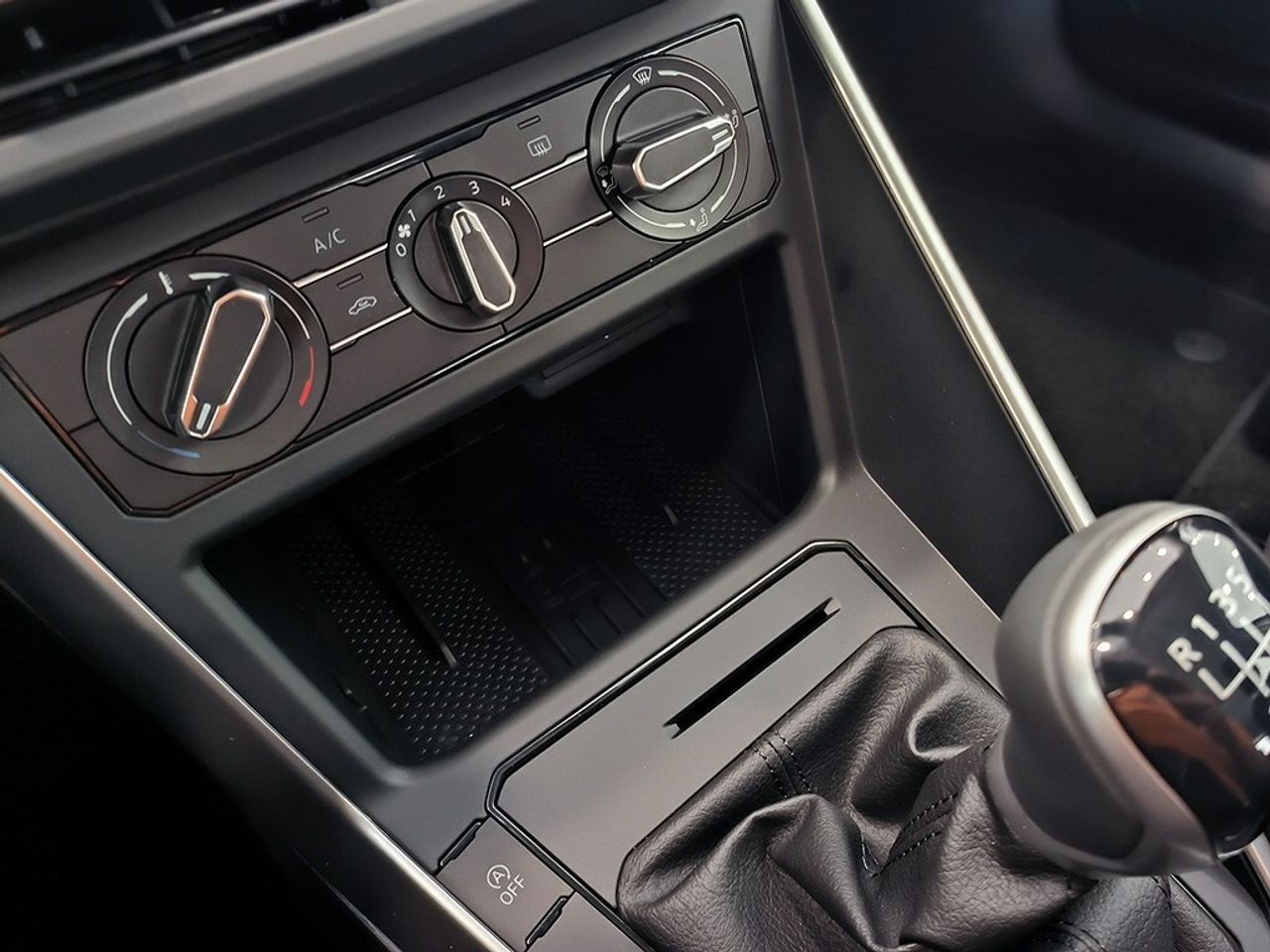 Volkswagen Polo 1.0 Tsi 95 Cv Match - Foto 2