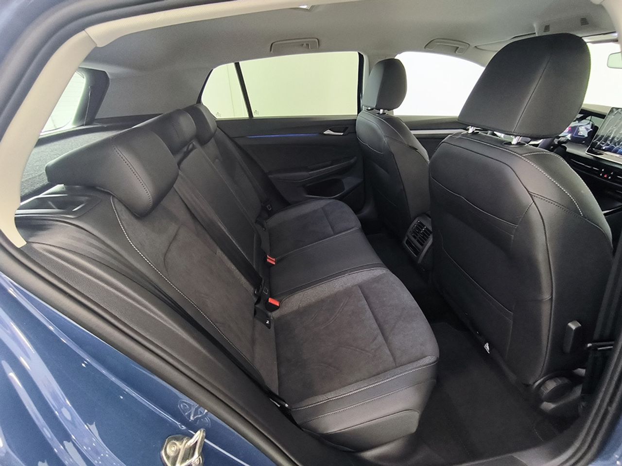 Volkswagen Golf 1.5 Tsi Ehybrid 204 Cv Dsg Style - Foto 2