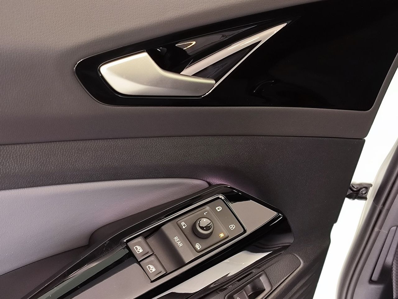 Volkswagen Id.4 Pro Mas 286 Cv - Foto 2