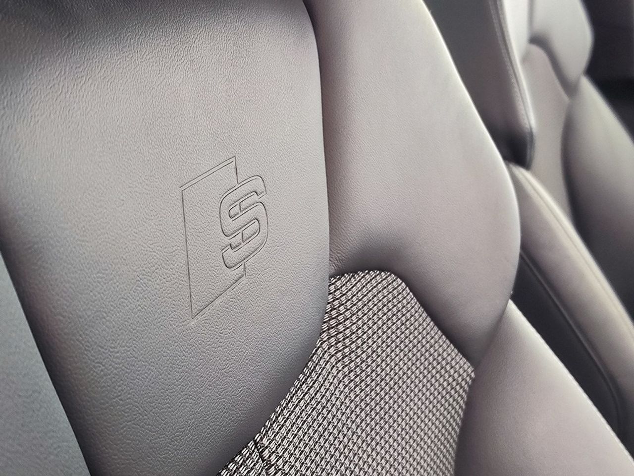 Audi Q5 Sportback Black Line 40 Tdi Quattro 204 Cv - Foto 2