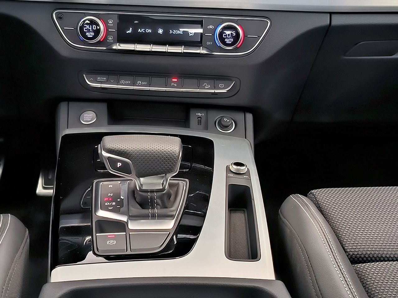 Audi Q5 Sportback Black Line 40 Tdi Quattro 204 Cv - Foto 2