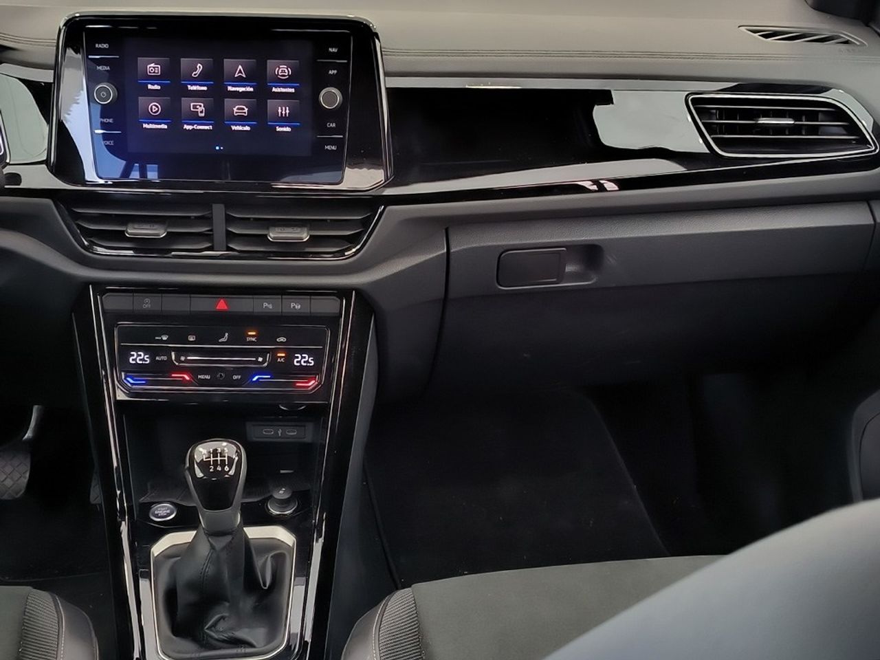 Volkswagen T-roc Dark Line 2.0 Tdi 115 Cv - Foto 2