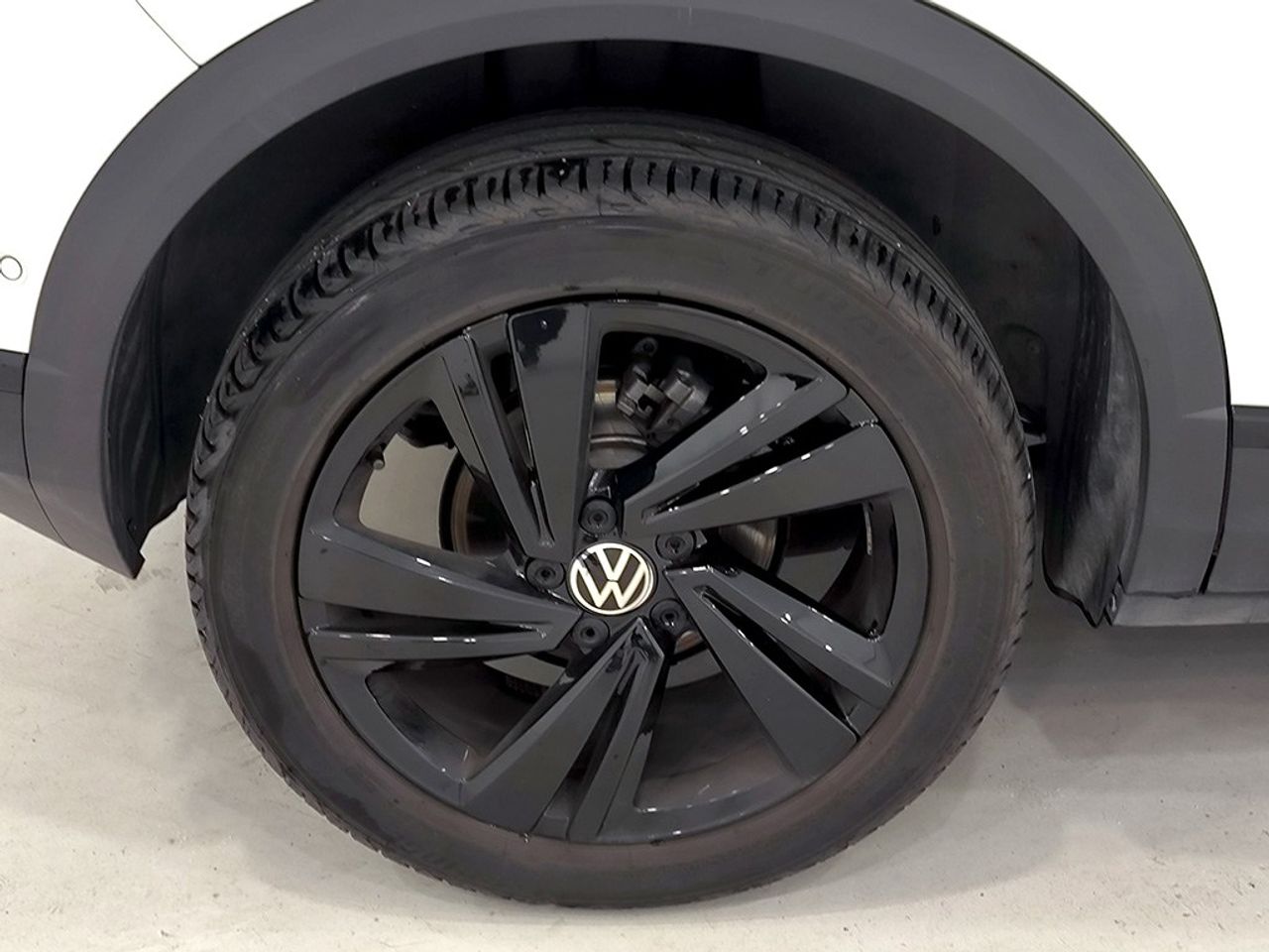 Volkswagen T-roc Dark Line 2.0 Tdi 115 Cv - Foto 2