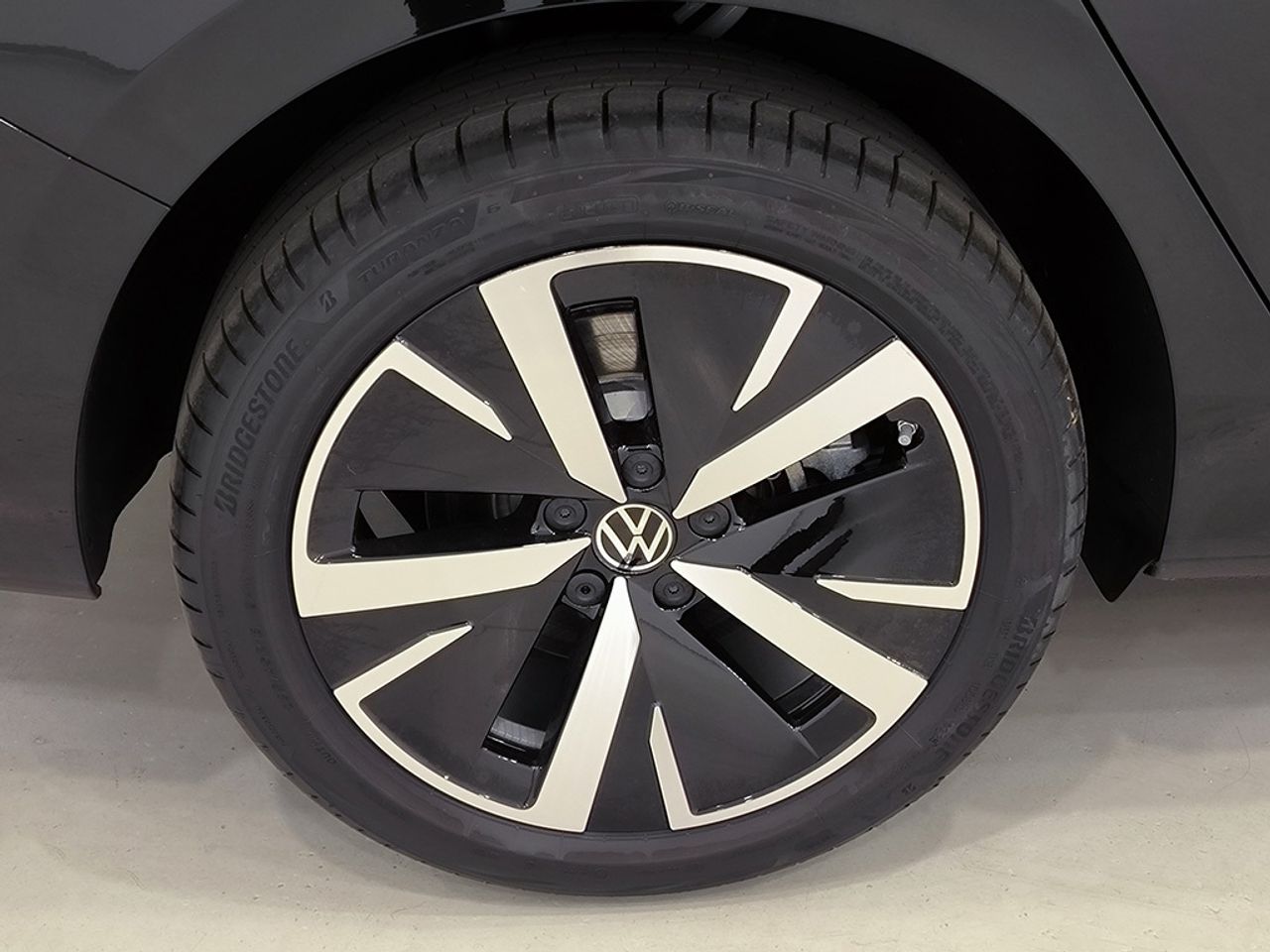 Volkswagen Passat Business 1.5 Tsi Ehybrid 272 Cv - Foto 2