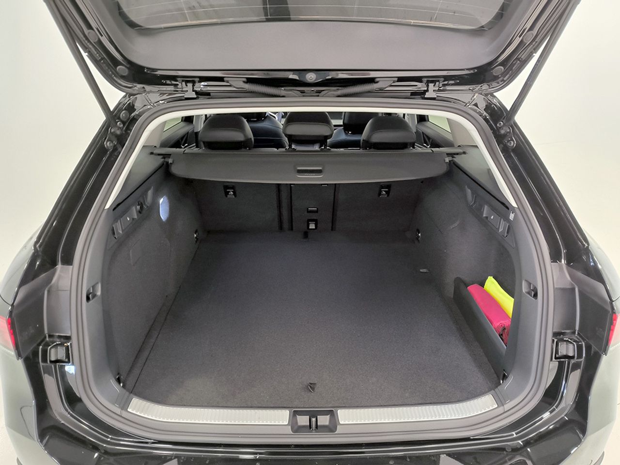 Volkswagen Passat Business 1.5 Tsi Ehybrid 272 Cv - Foto 2