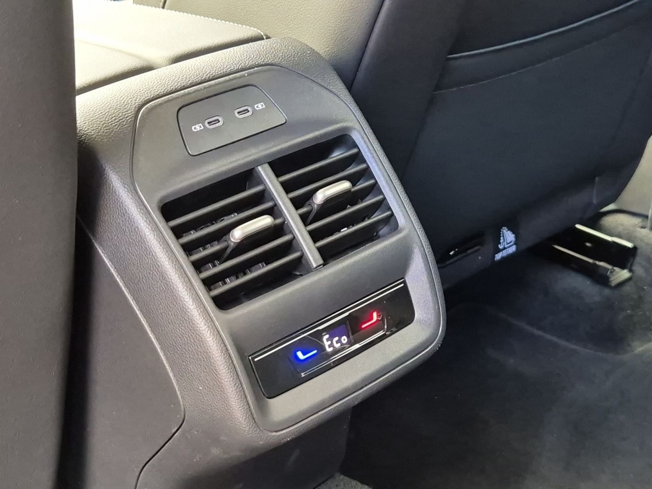 Volkswagen Passat Business 1.5 Tsi Ehybrid 272 Cv - Foto 2