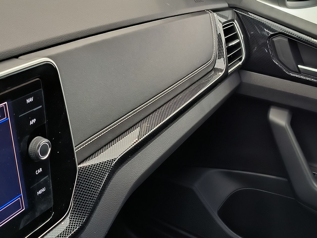 Volkswagen T-cross 1.0 Tsi 115 Cv Dsg Rline - Foto 2