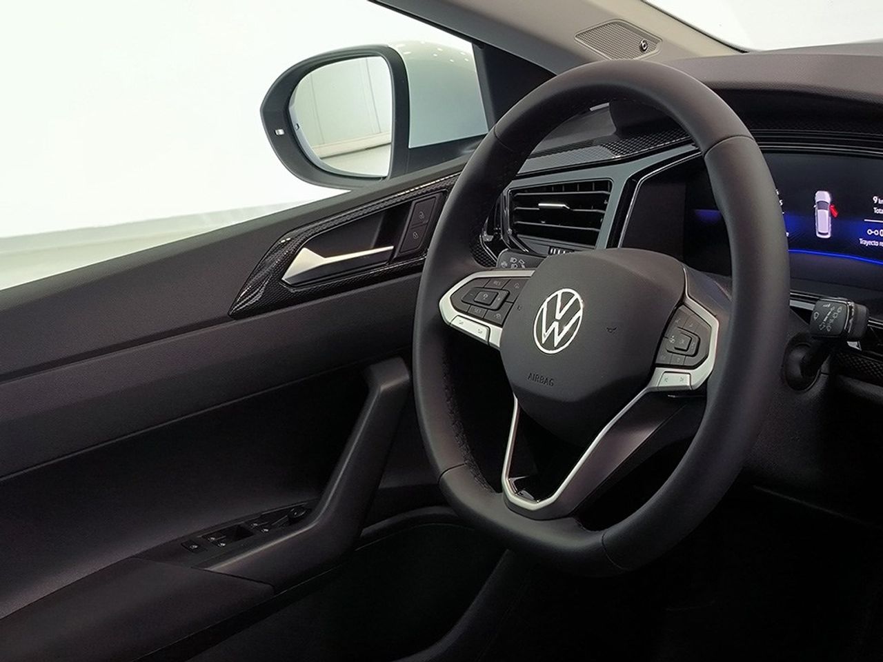 Volkswagen Taigo 1.0 Tsi 70 Kw 95 Cv 5 Vel. - Foto 2