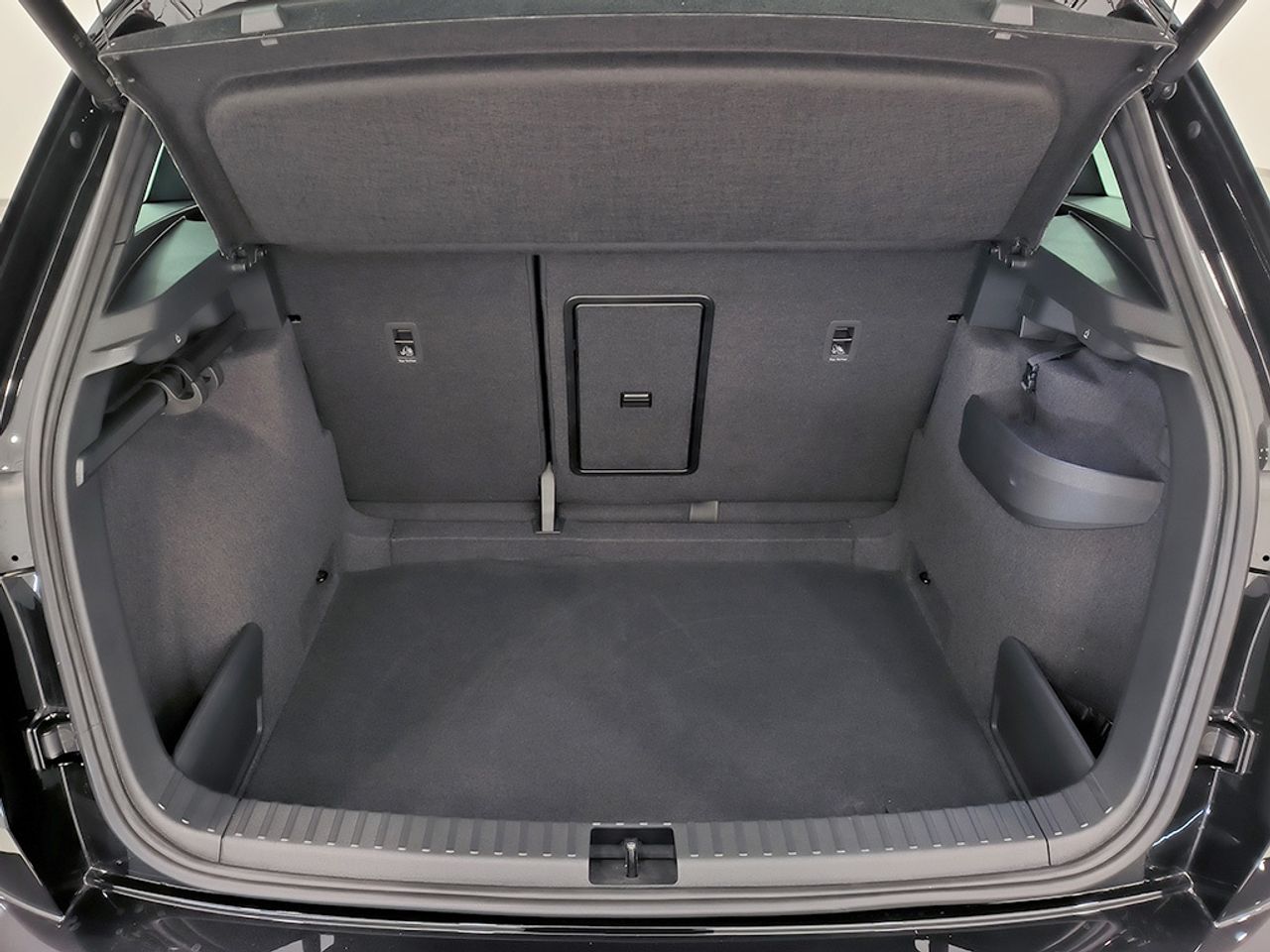 Skoda Karoq Sportline 1.5 Tsi 150 Cv Dsg - Foto 2