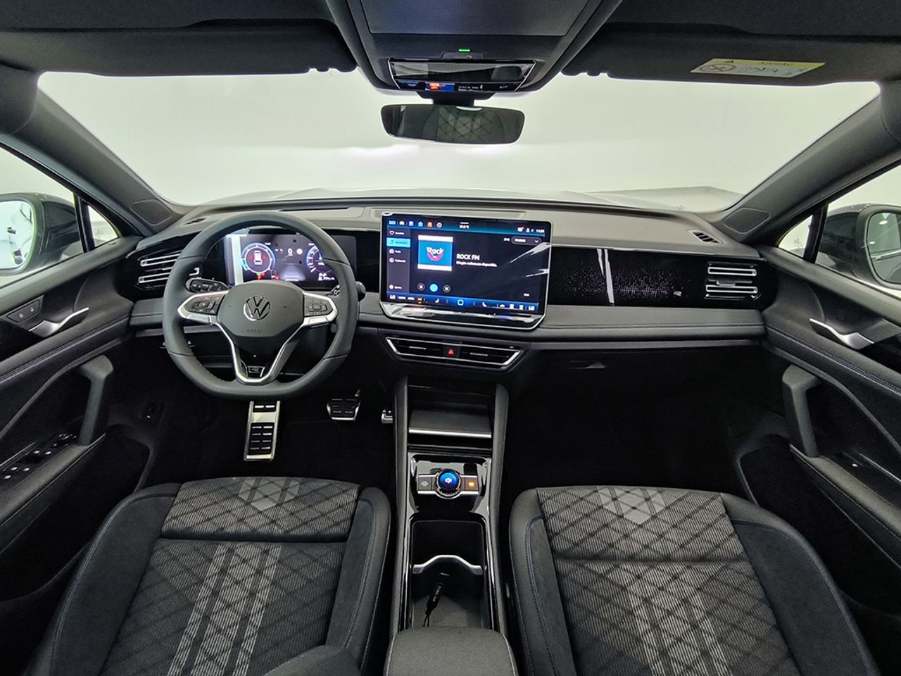 Volkswagen Tiguan R-line 2.0 Tdi 150 Cv Dsg - Foto 2