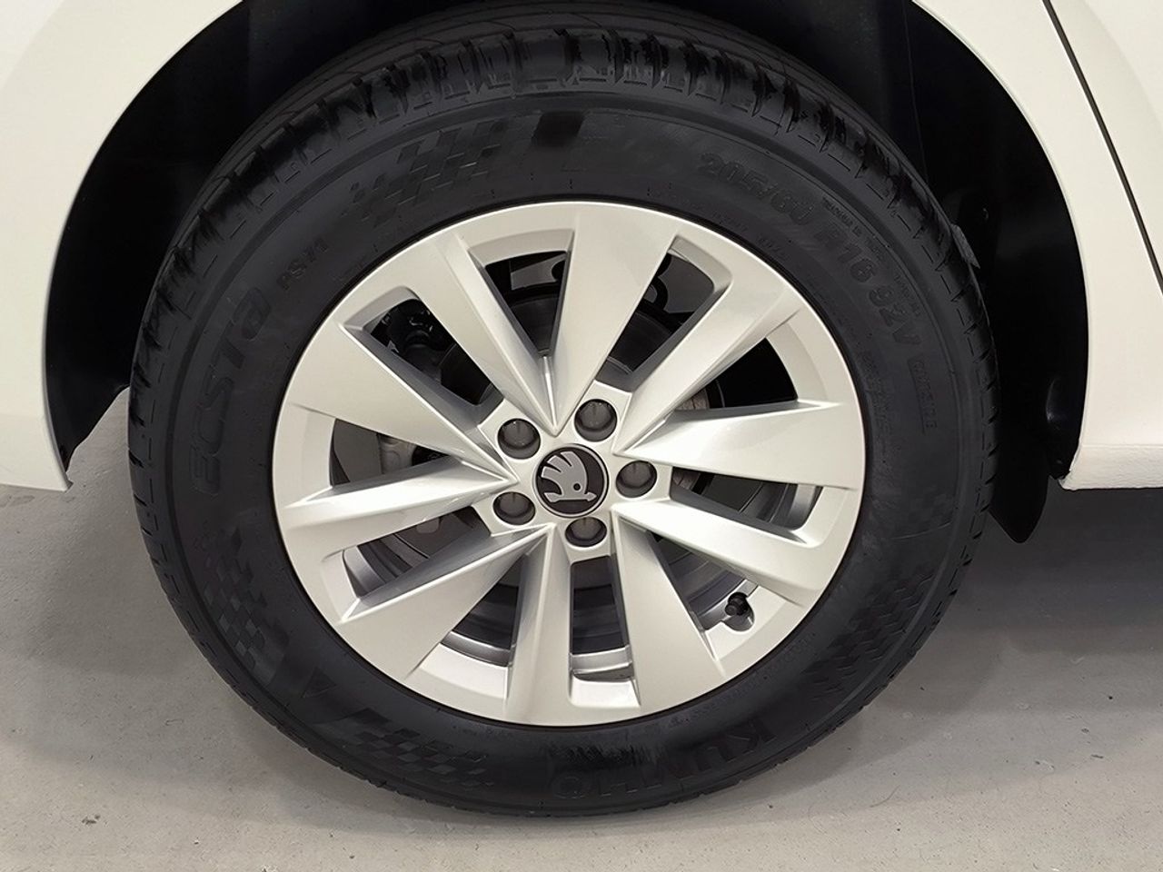 Skoda Kamiq 1.0 Tsi 115 Cv Selection - Foto 2