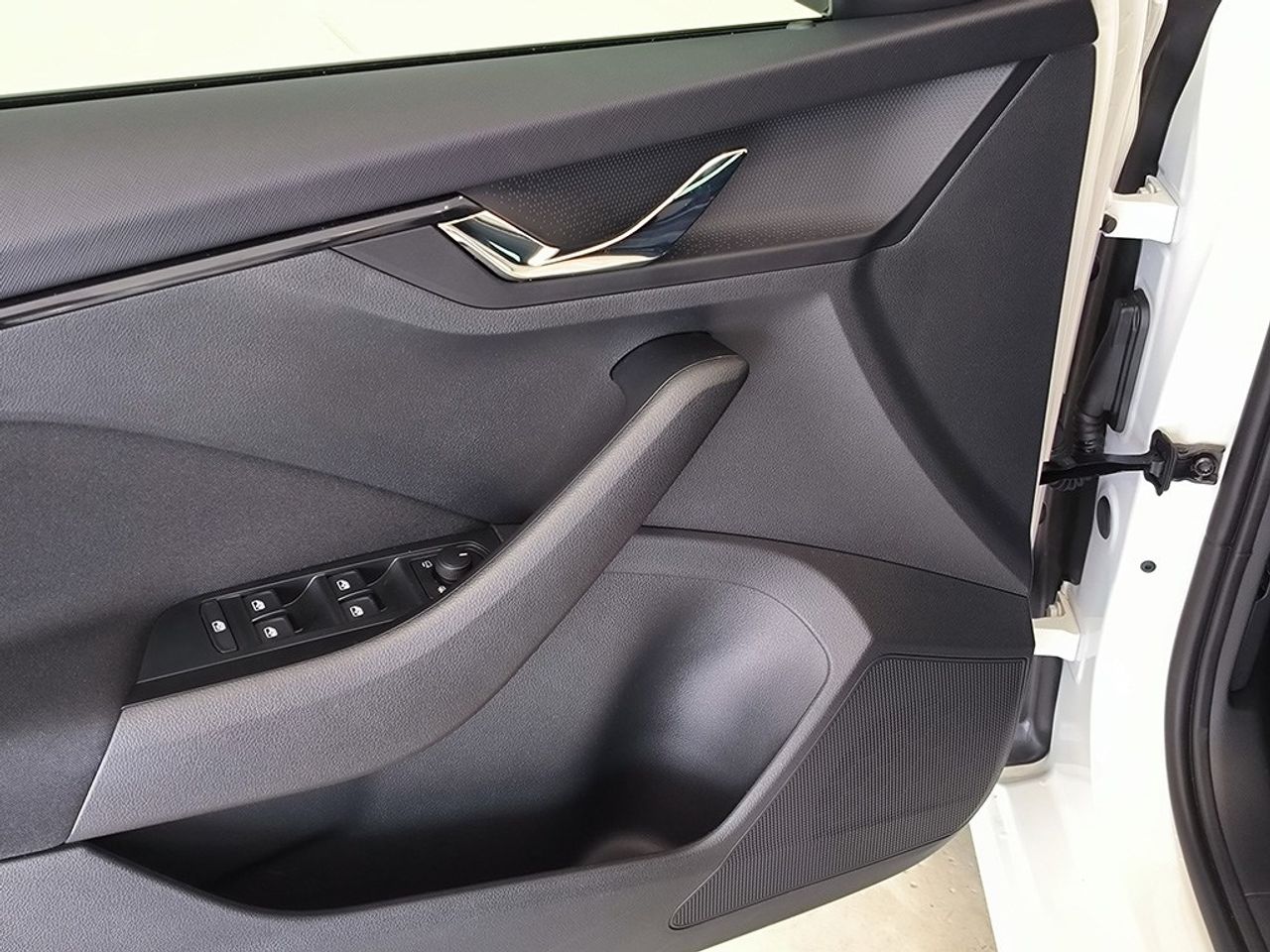 Skoda Kamiq 1.0 Tsi 115 Cv Selection - Foto 2