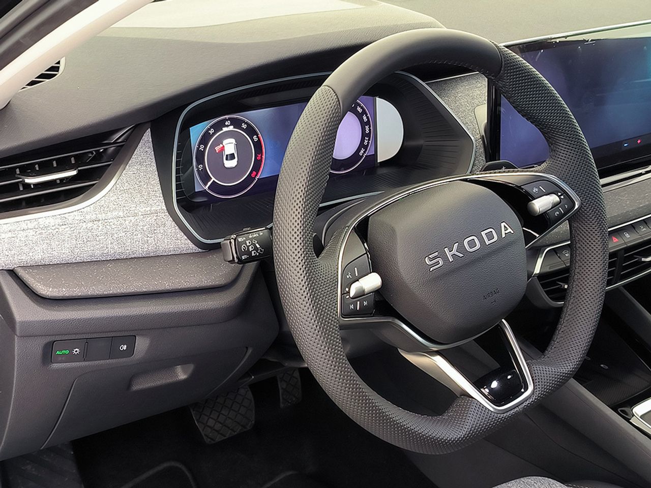 Skoda Octavia 1.5 Tsi M-hev 150cv Dsg - Foto 2