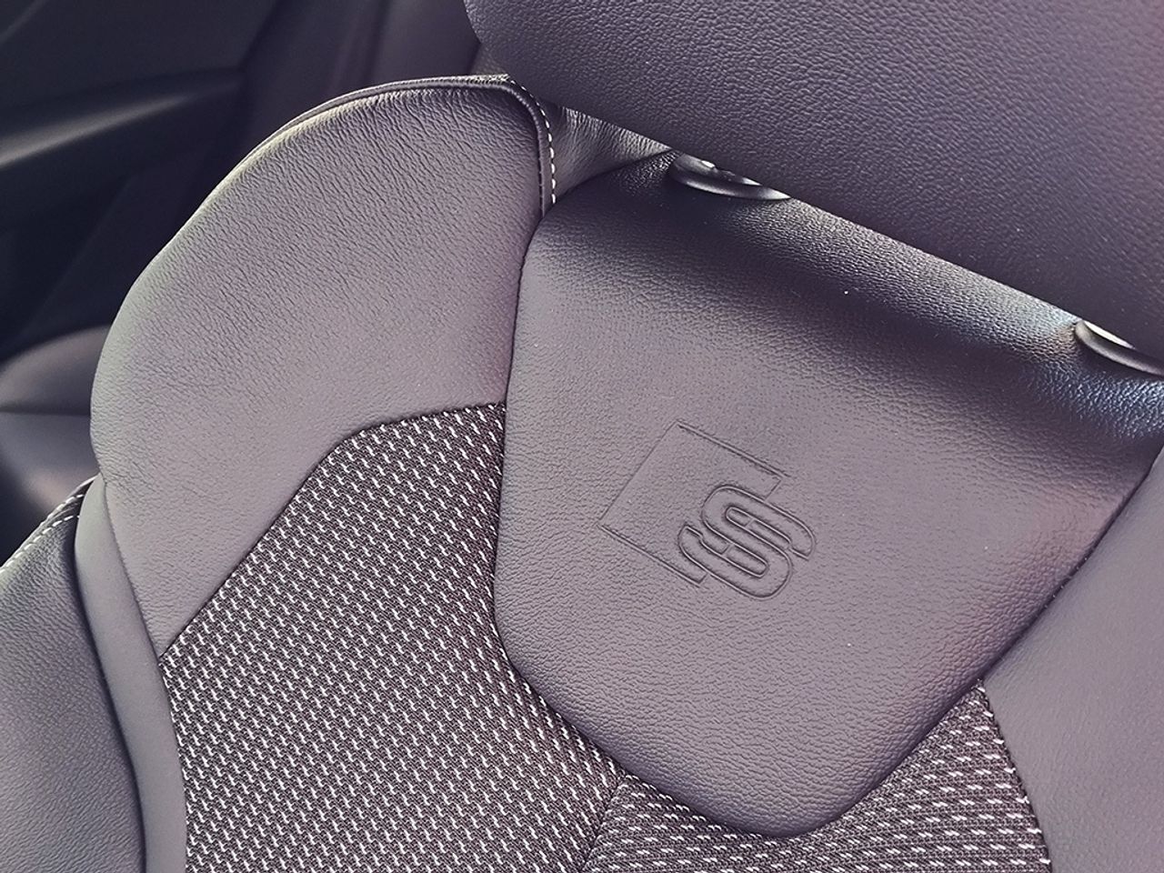 Audi Q2 Sline 35 Tdi 150 Cv Stronic - Foto 2