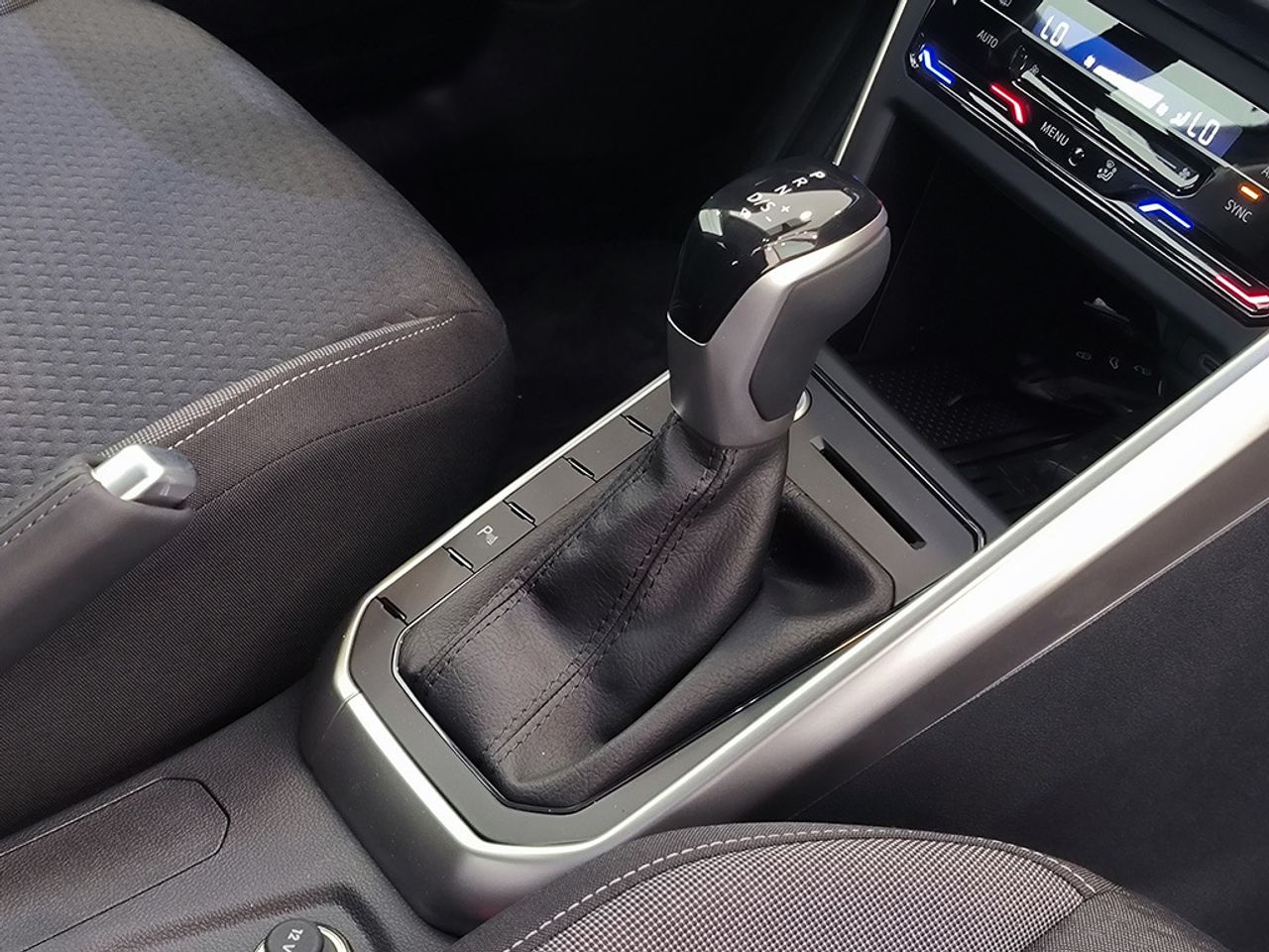 Volkswagen Taigo Mas 1.0 Tsi 115 Cv Dsg - Foto 2