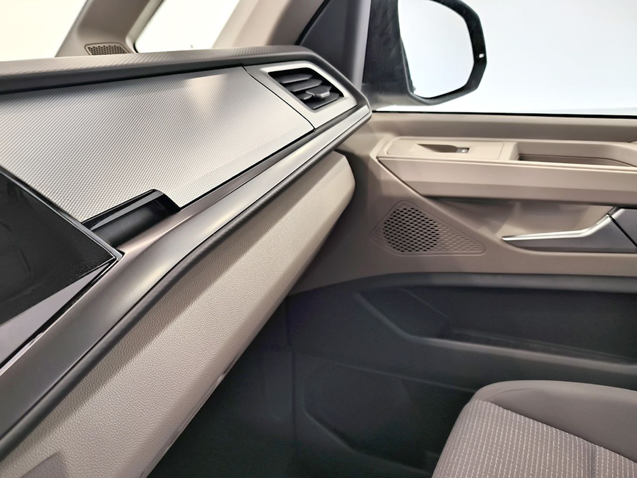 Volkswagen Multivan 1.4 Tsi Dsg Ehybrid Origin 218 Cv - Foto 2