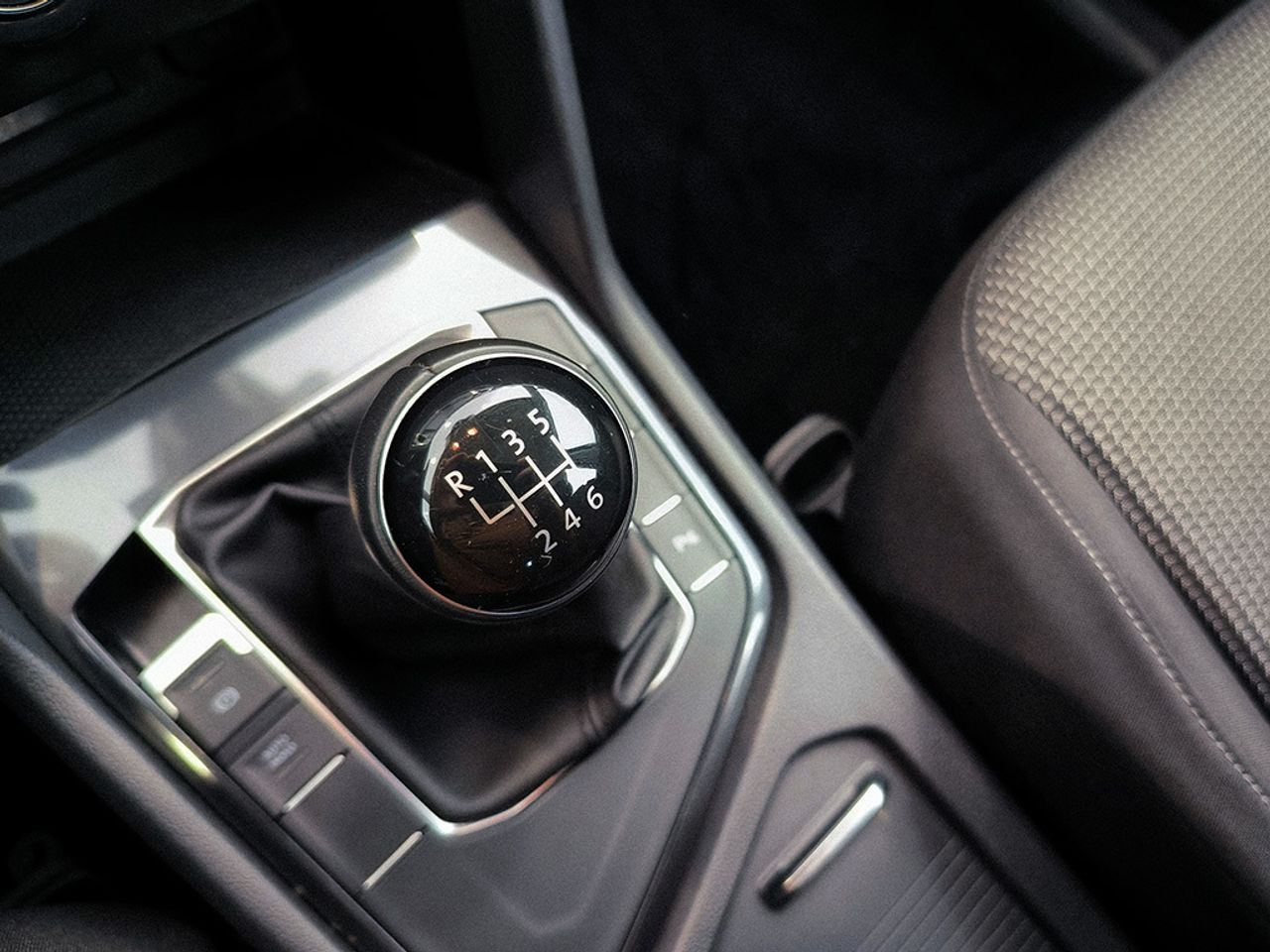 Volkswagen Tiguan 1.4 Tsi 130 Cv Edition - Foto 2