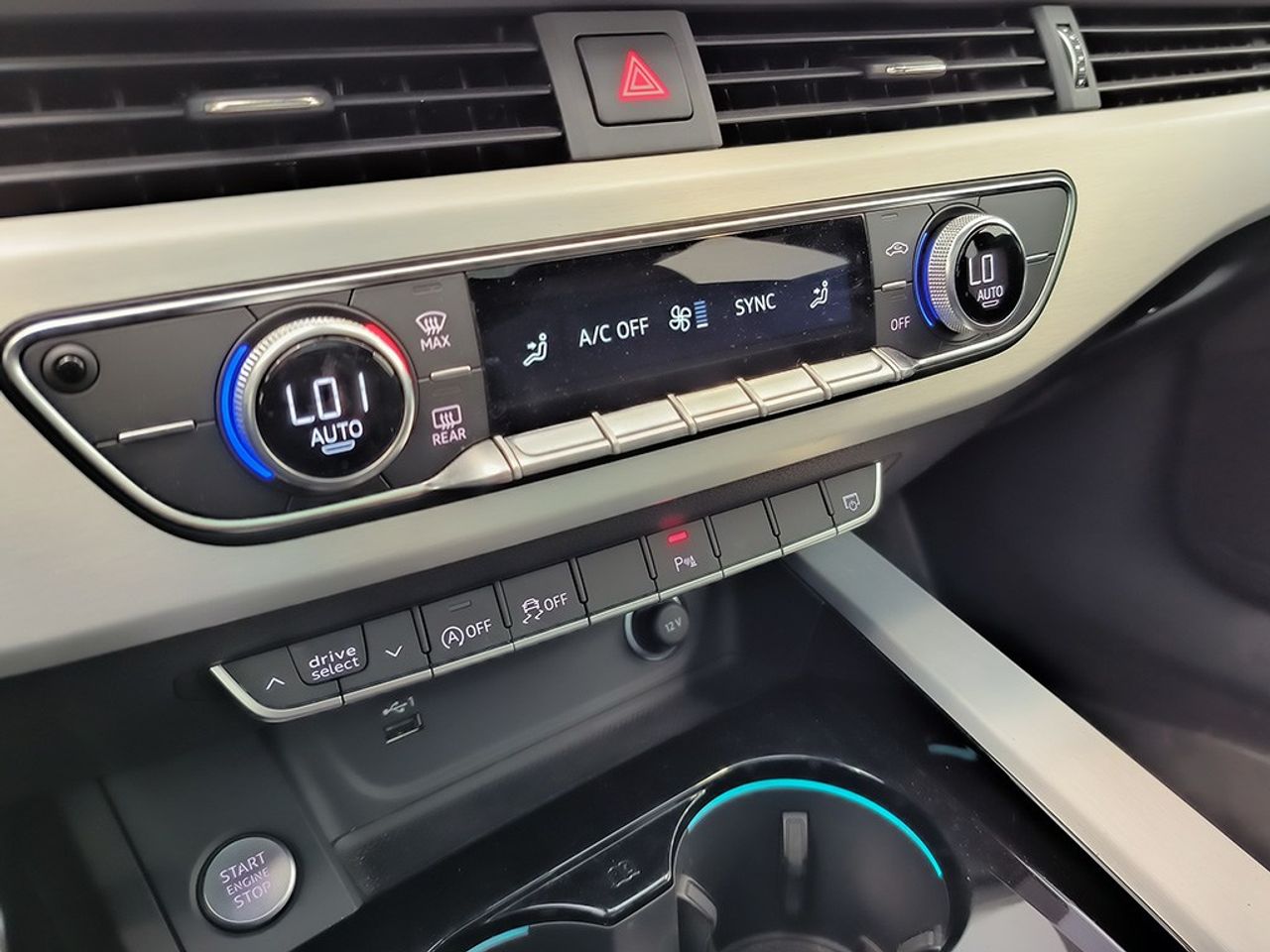 Audi A4 Avant 35 Tdi 163 Cv Stronic Black Line - Foto 2