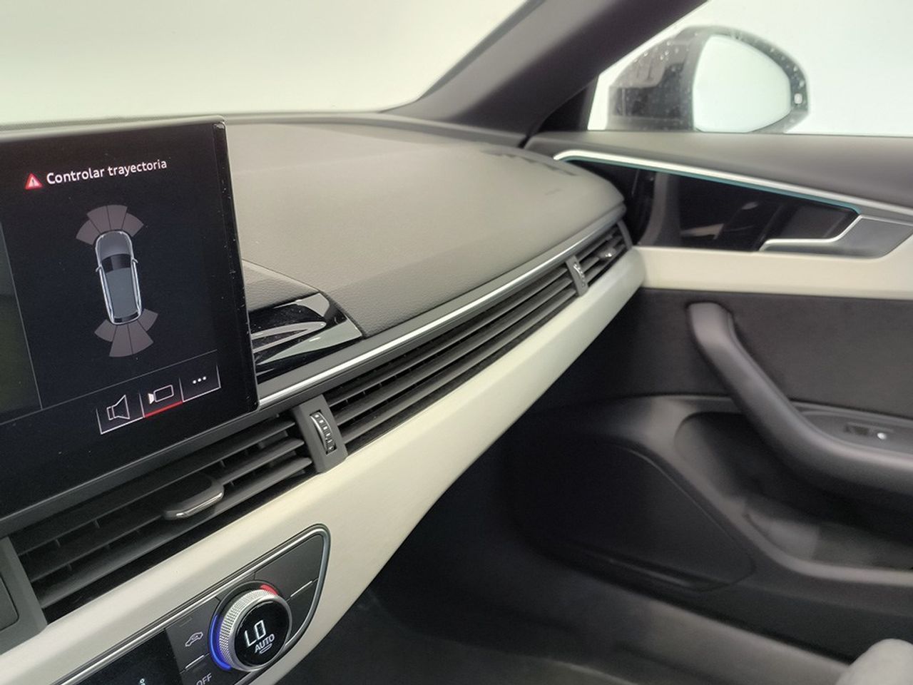 Audi A4 Avant 35 Tdi 163 Cv Stronic Black Line - Foto 2