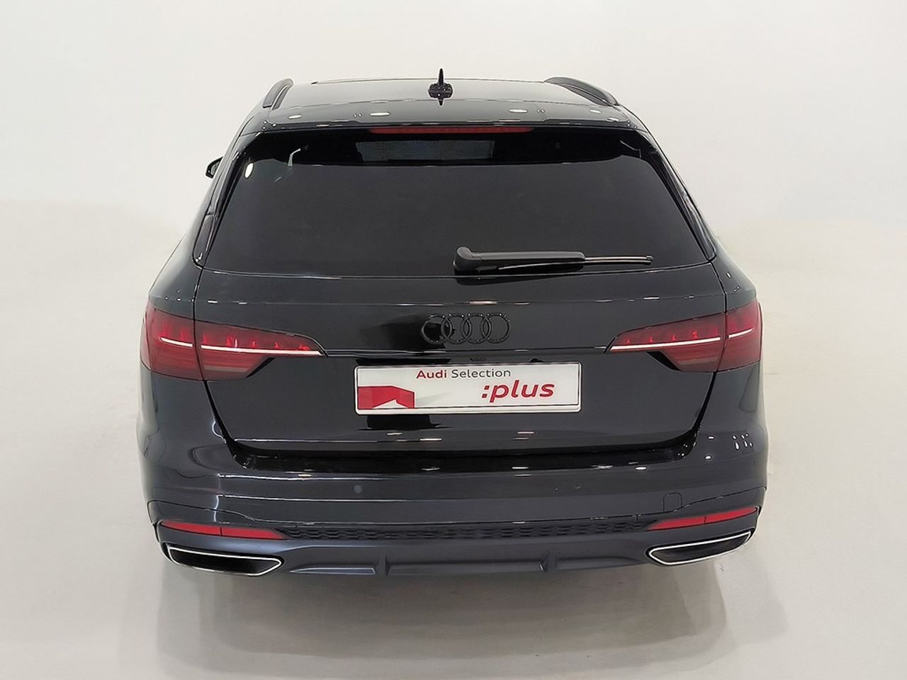 Audi A4 Avant 35 Tdi 163 Cv Stronic Black Line - Foto 2