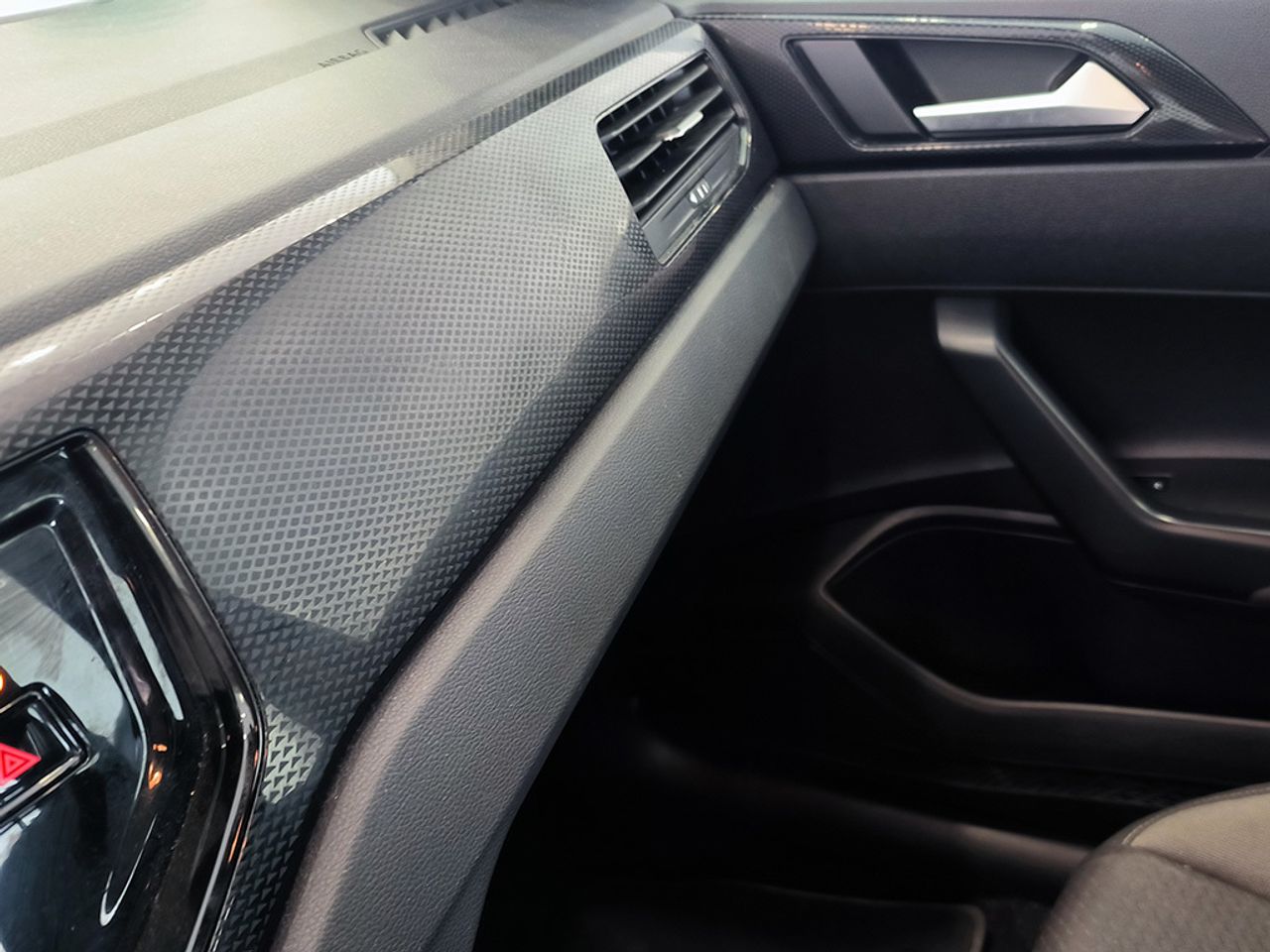 Volkswagen Polo 1.0 Tsi 95 Cv Life - Foto 2