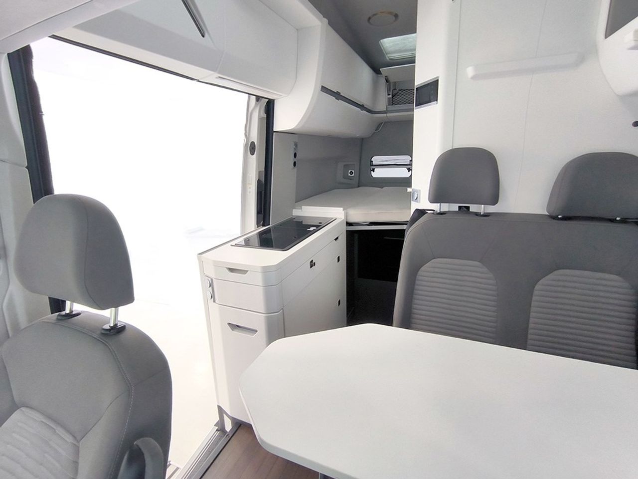 Volkswagen Grand California 600 2.0 TDI 177 CV DSG - Foto 2