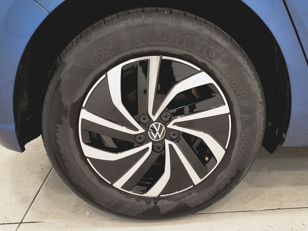 Volkswagen Polo 1.0 Tsi 95 Cv Life - Foto 2