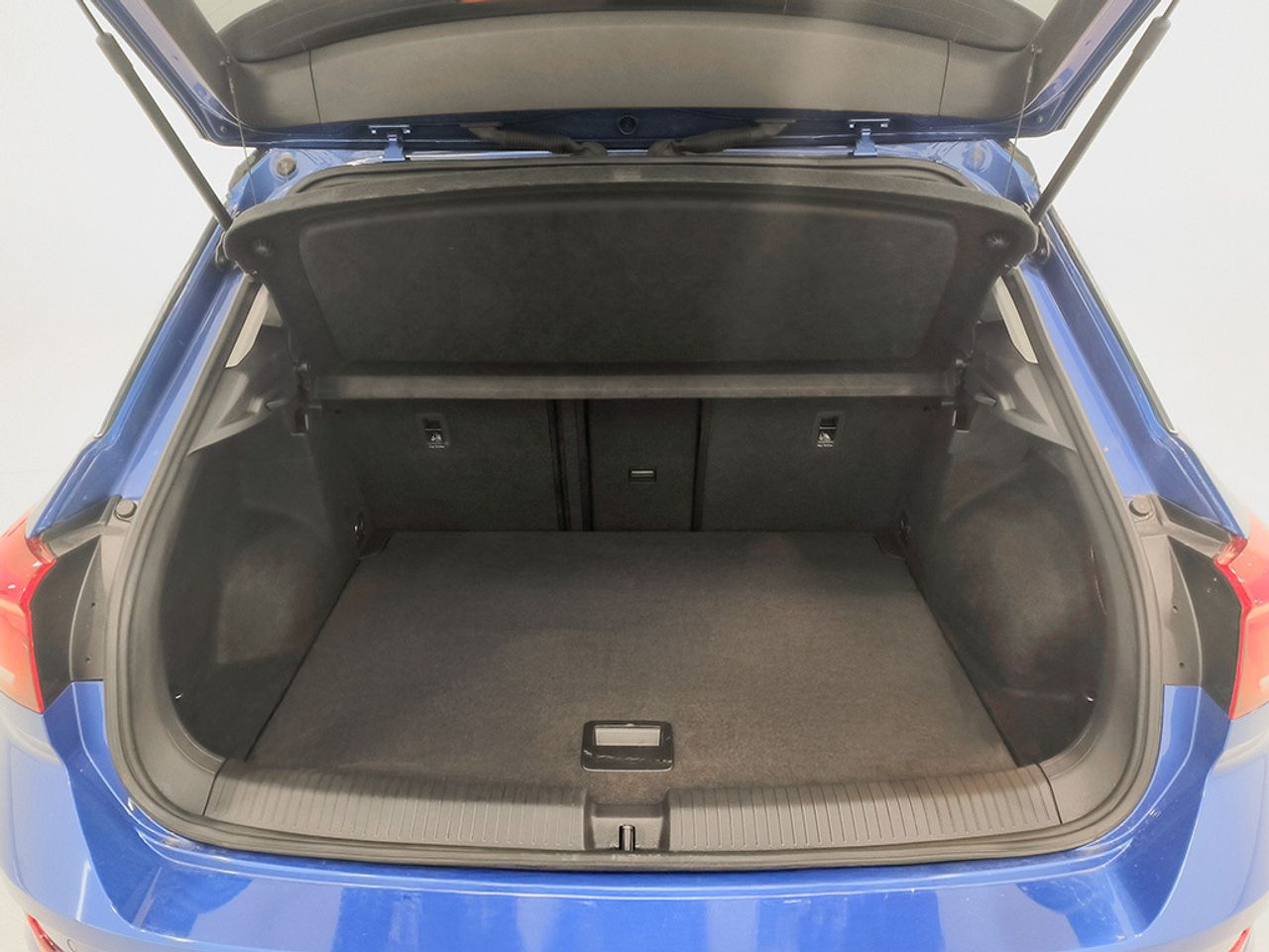 Volkswagen T-roc 2.0 Tdi 115 Cv Dark - Foto 2