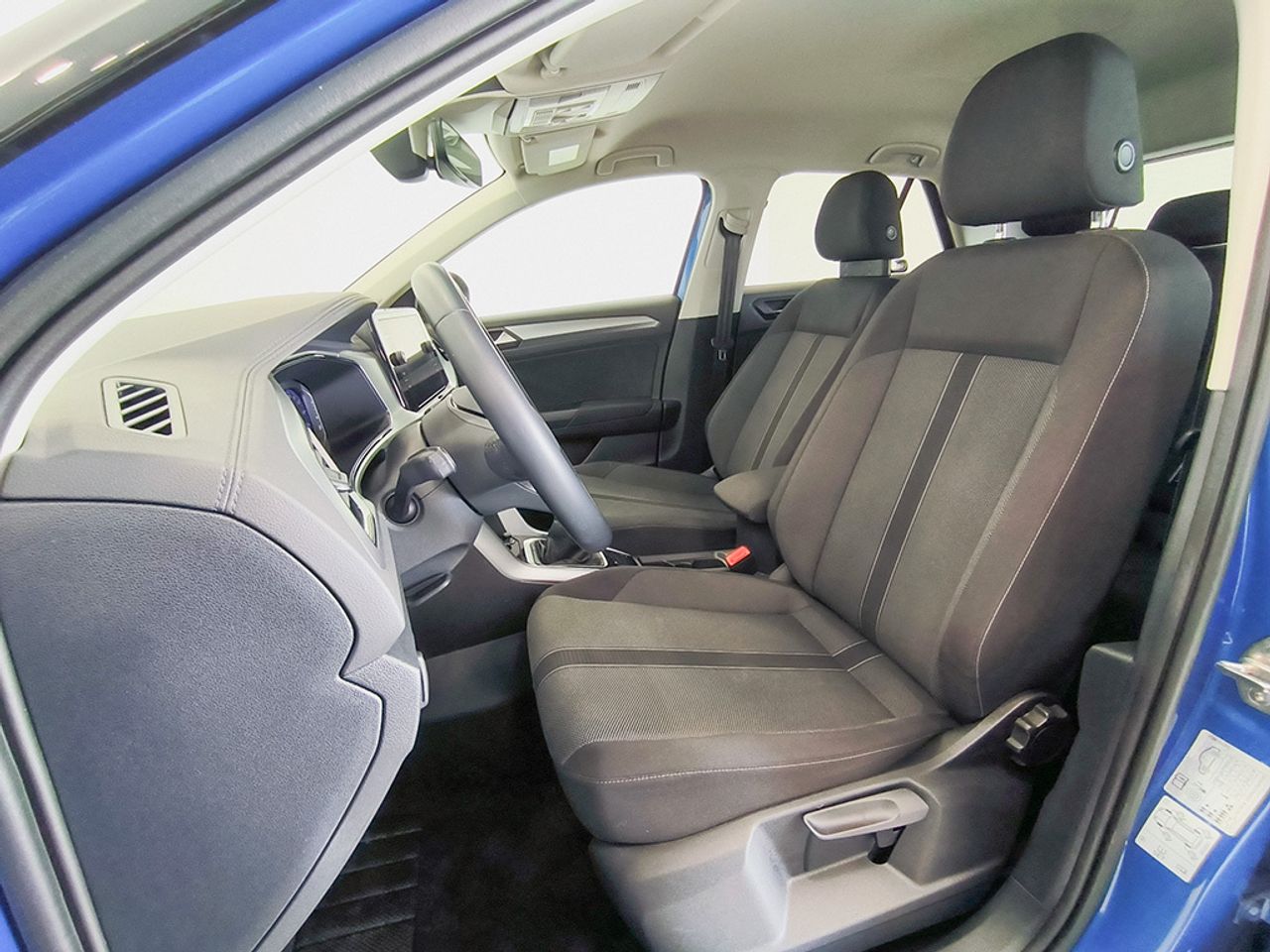 Volkswagen T-roc 2.0 Tdi 115 Cv Dark - Foto 2