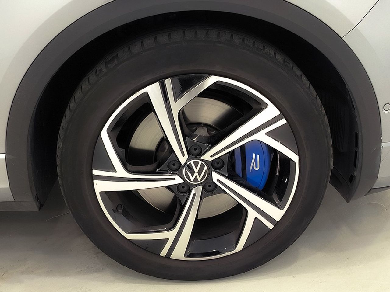 Volkswagen T-roc R 2.0 Tsi 300 Cv Dsg 4 Motion - Foto 2