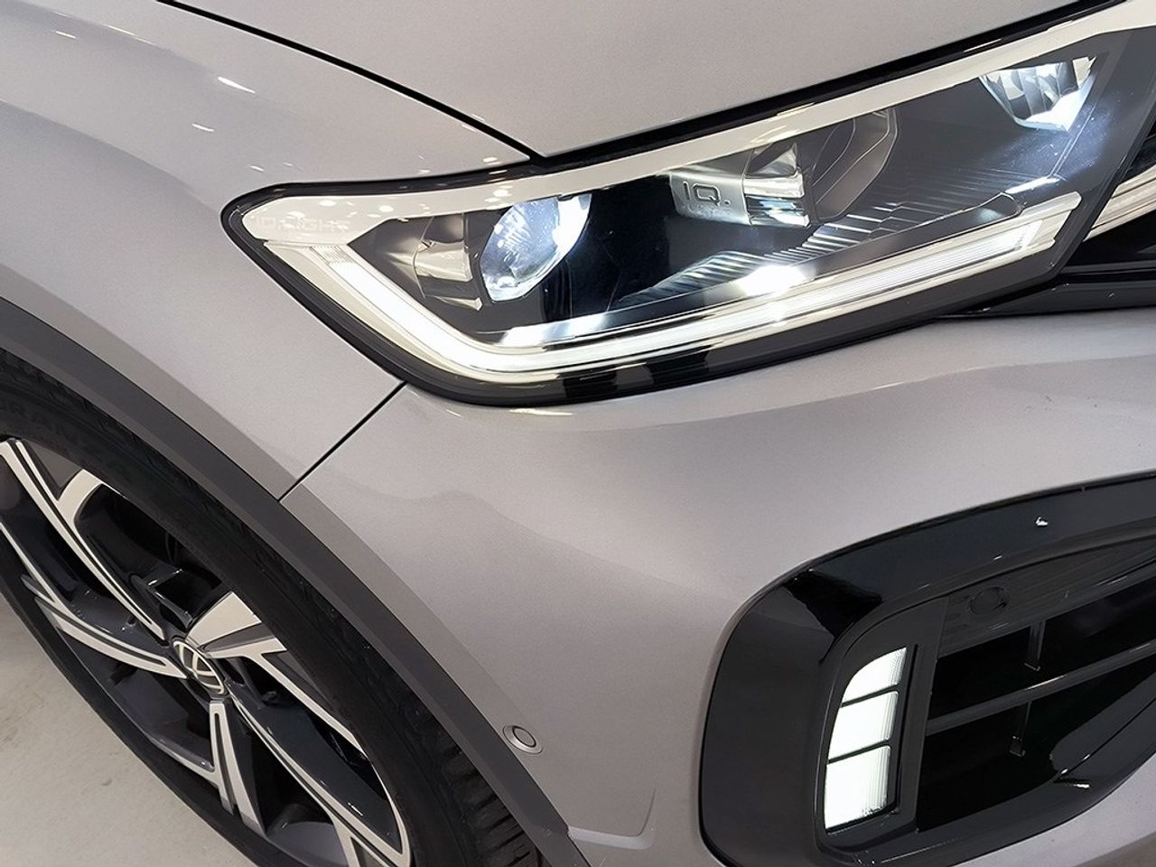 Volkswagen T-roc R 2.0 Tsi 300 Cv Dsg 4 Motion - Foto 2