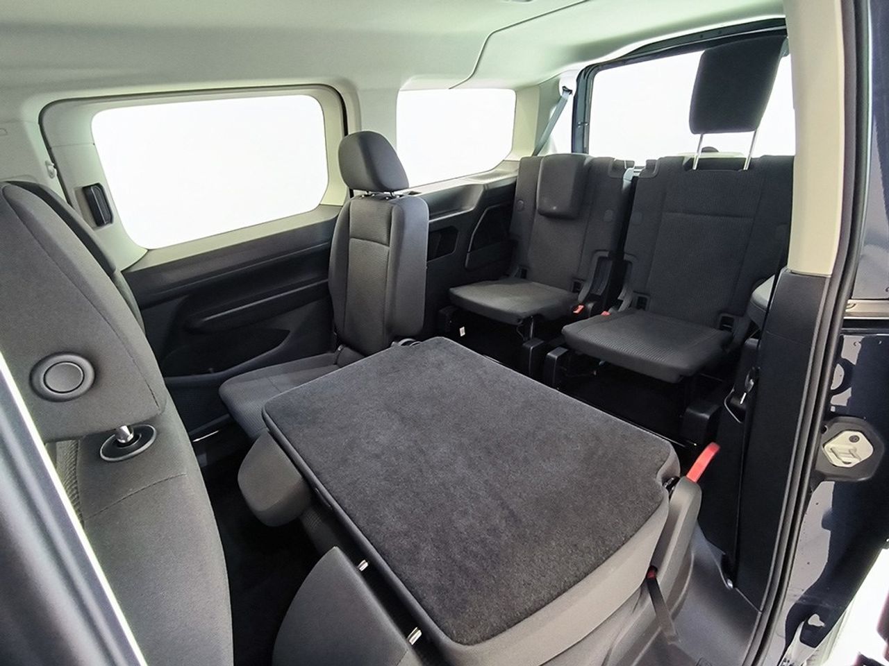 Volkswagen Caddy Maxi 2.0 Tdi 102 Cv Origin - Foto 2