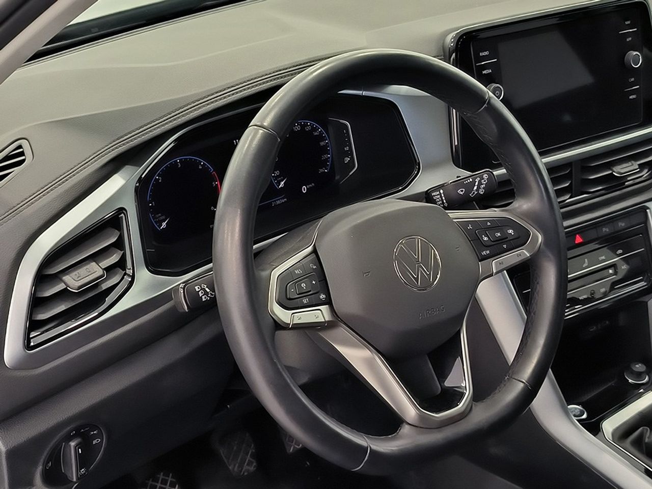 Volkswagen T-roc 2.0 Tdi 150 Cv Dark - Foto 2